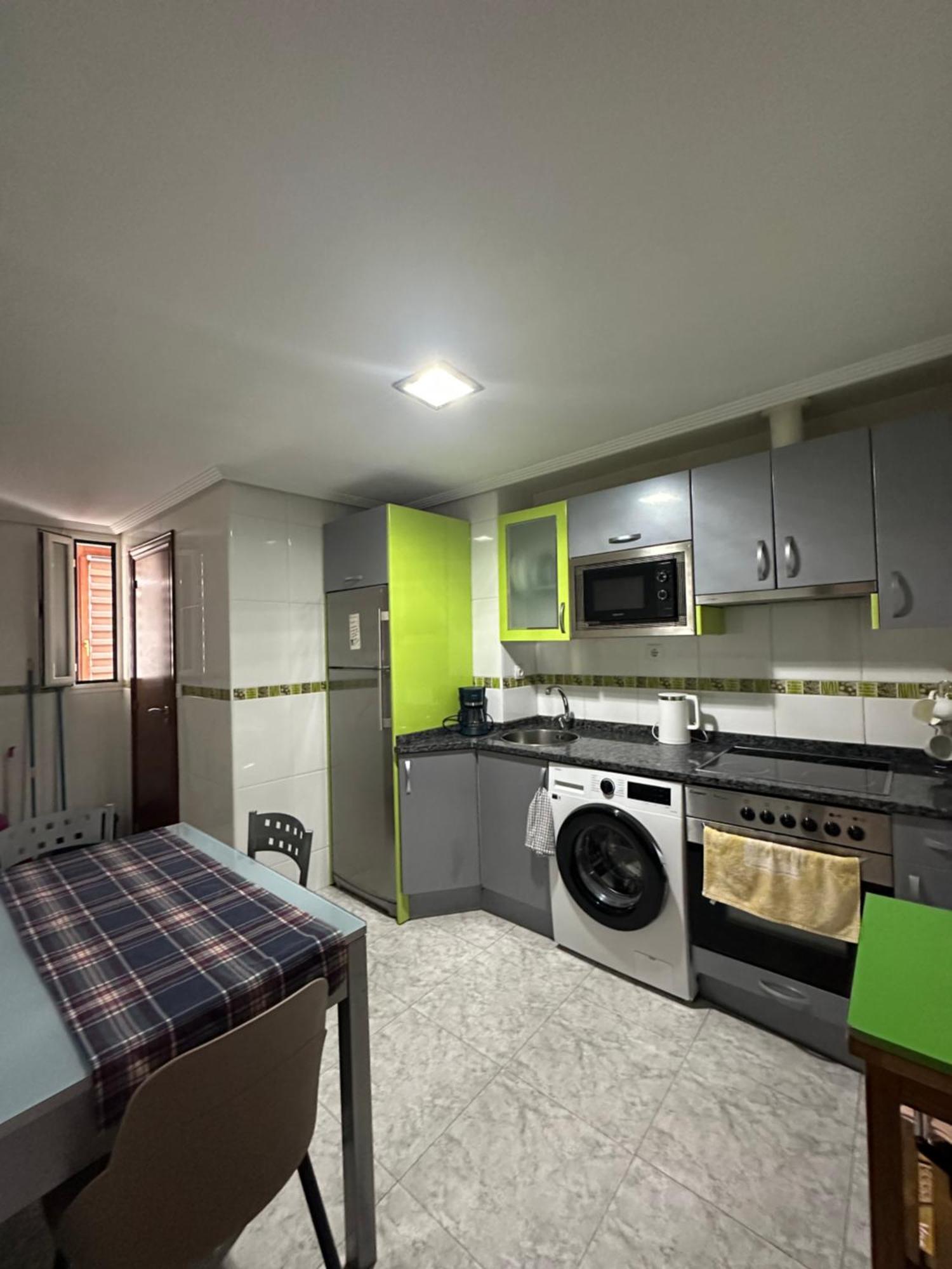 Apartamento Kalea Corazon Urbano Vitoria-Gasteiz Eksteriør billede